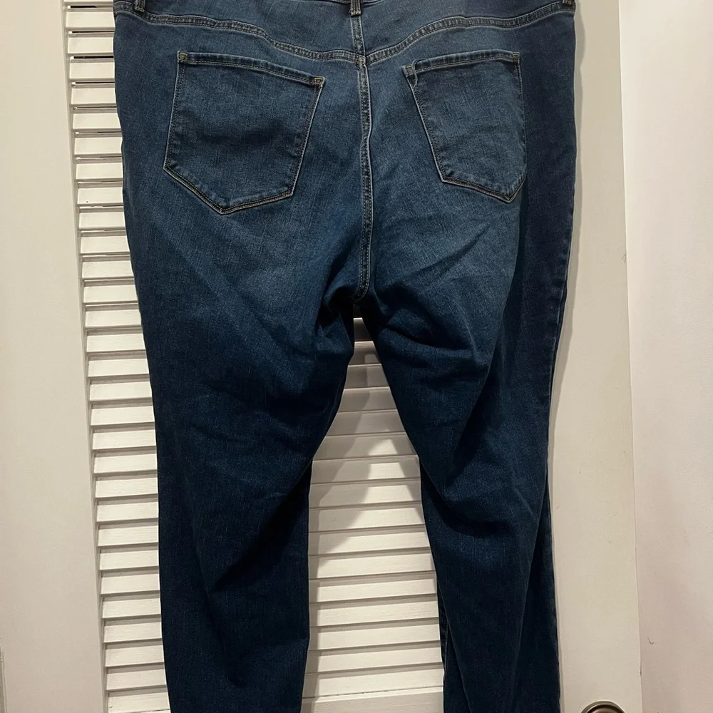 Old Navy Mid-Rise Skinny Ripped Jeans 22 Short - Picture 5 of 7